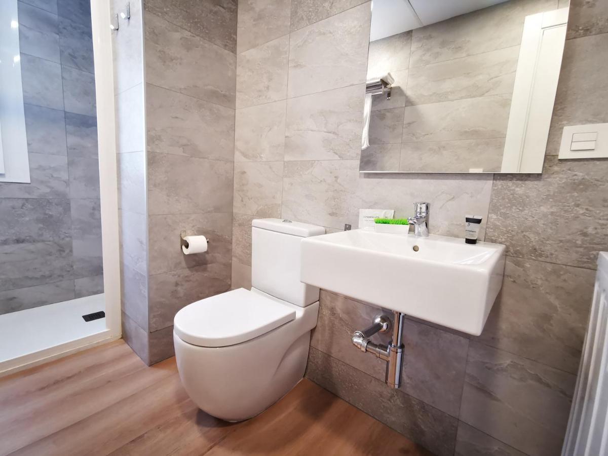 Imeda Reyes Catolicos Apartment กรานาดา ภายนอก รูปภาพ